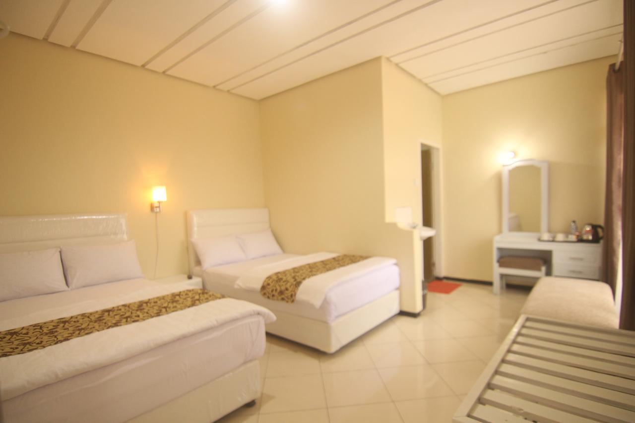 Asia Jaya By Lakers Hotel Sarangan Exterior foto